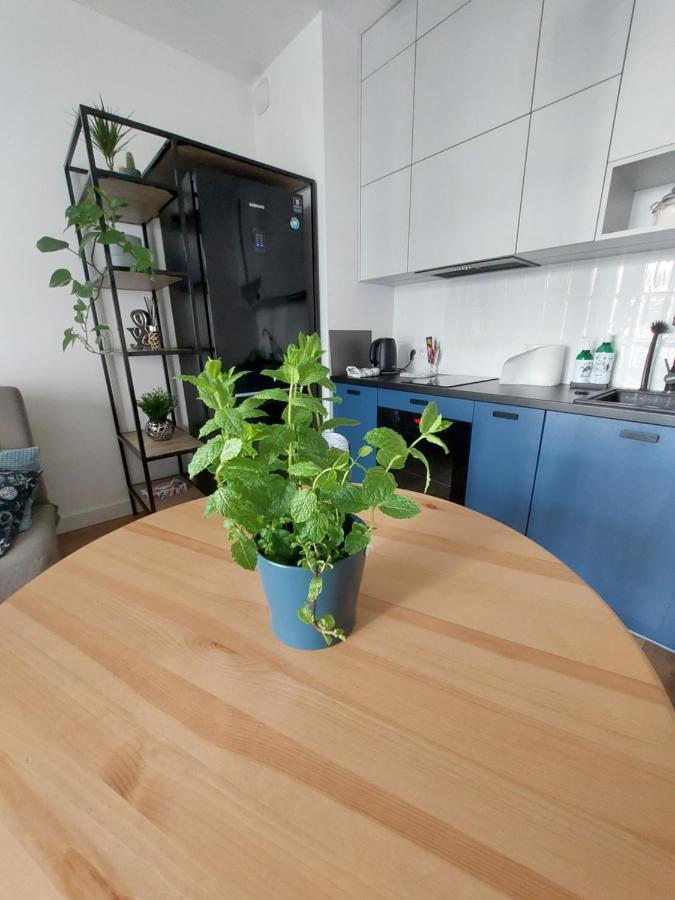 Apartament Zajezdnia Wrzeszcz Lägenhet Gdańsk Exteriör bild
