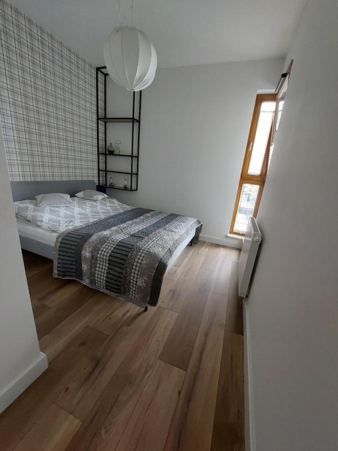Apartament Zajezdnia Wrzeszcz Lägenhet Gdańsk Exteriör bild